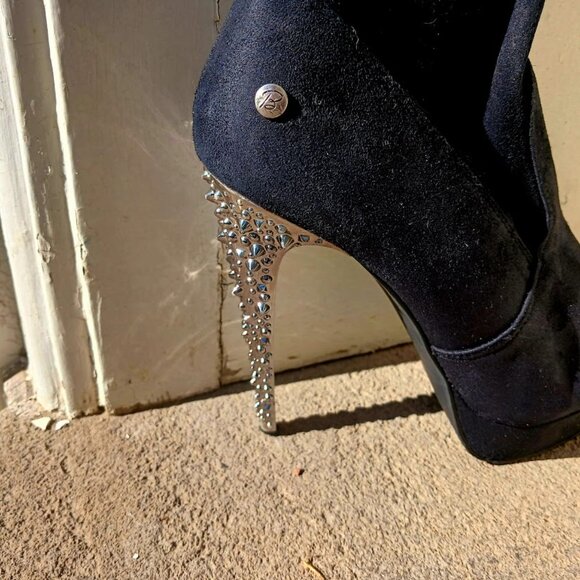 Blink Suede Knee-High Studded Stiletto Boots - Women's US 9.5 - Picture 8 of 11